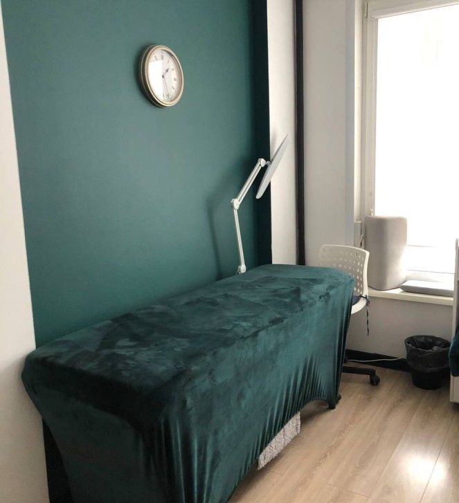 Ресницы и брови