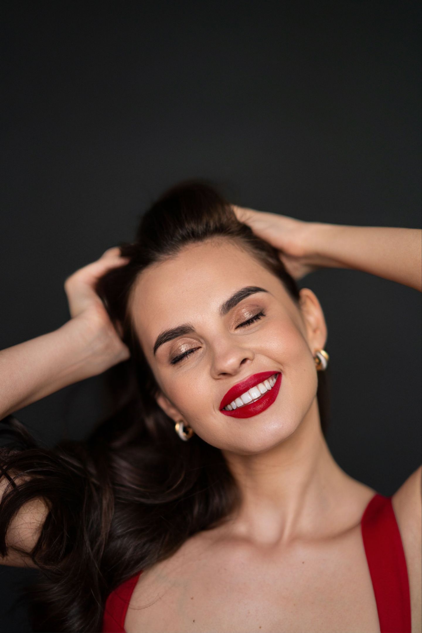 ЭЛИНА