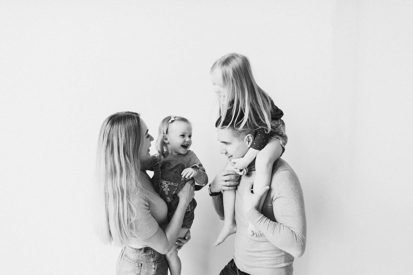 Be a family