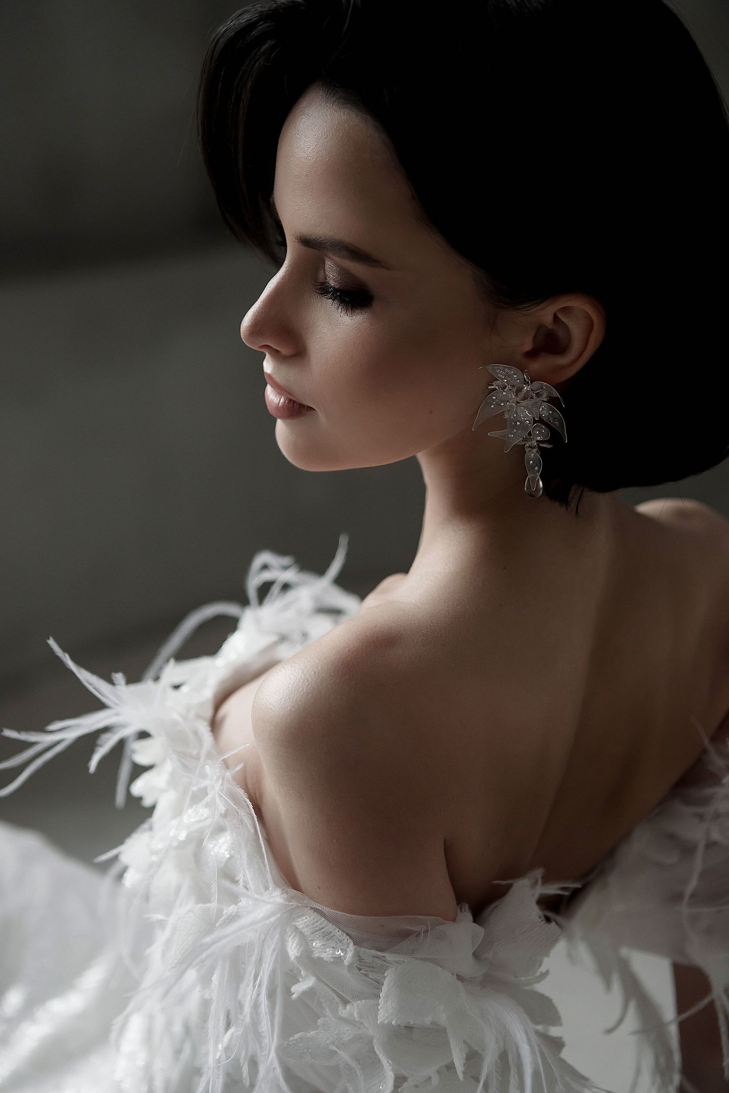 LOVELY BRIDE lookbook