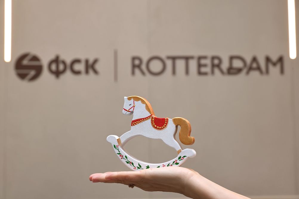 Роспись дервянной игрушки. ЖК Роттердам