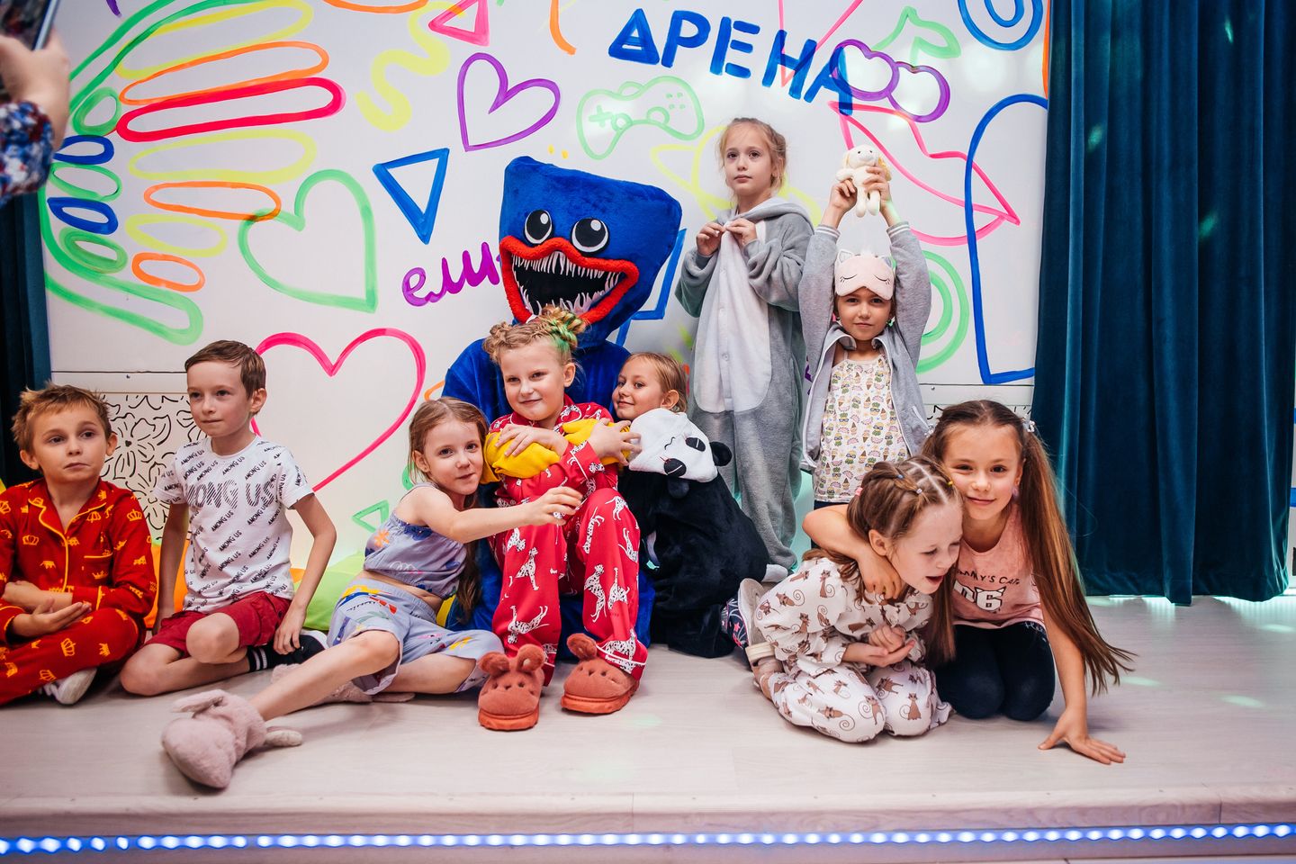 День рождения в пижамах:)