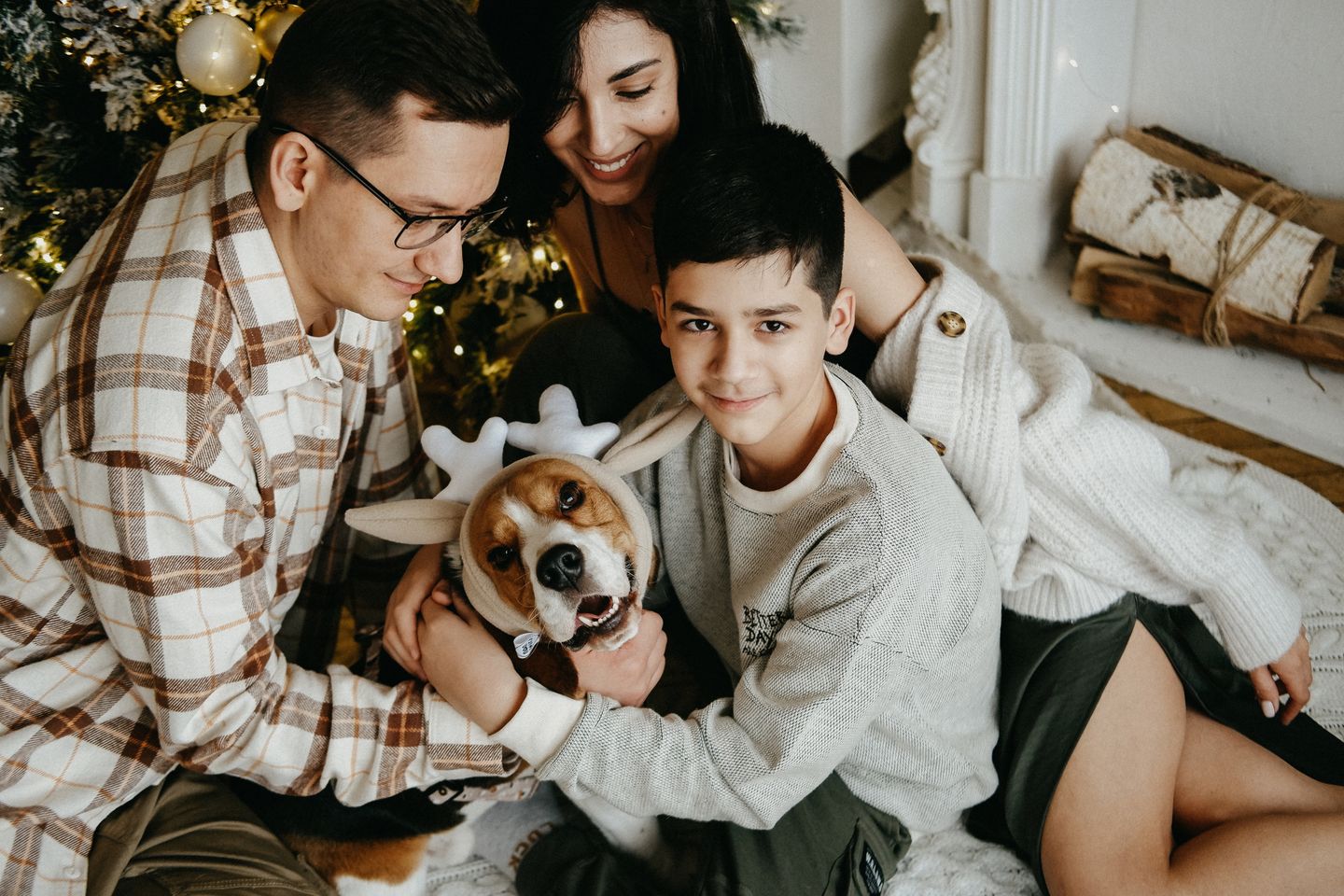 AKSEL AND FAMILY