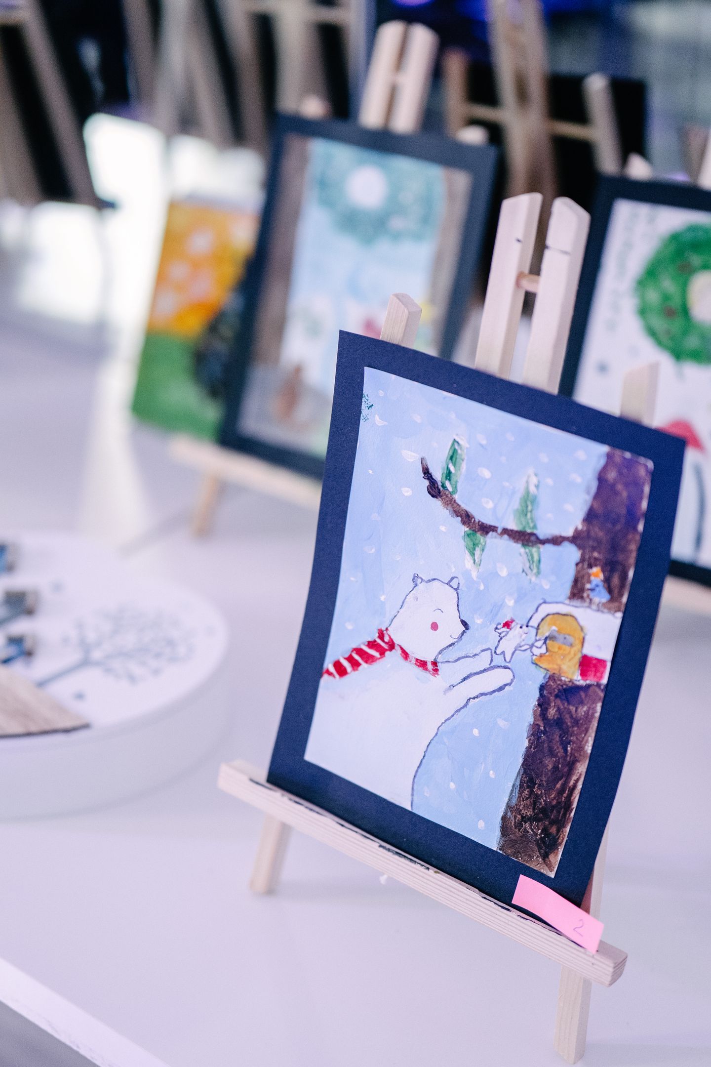 Detalle artistico de trabajos de alumnos en Art Musica