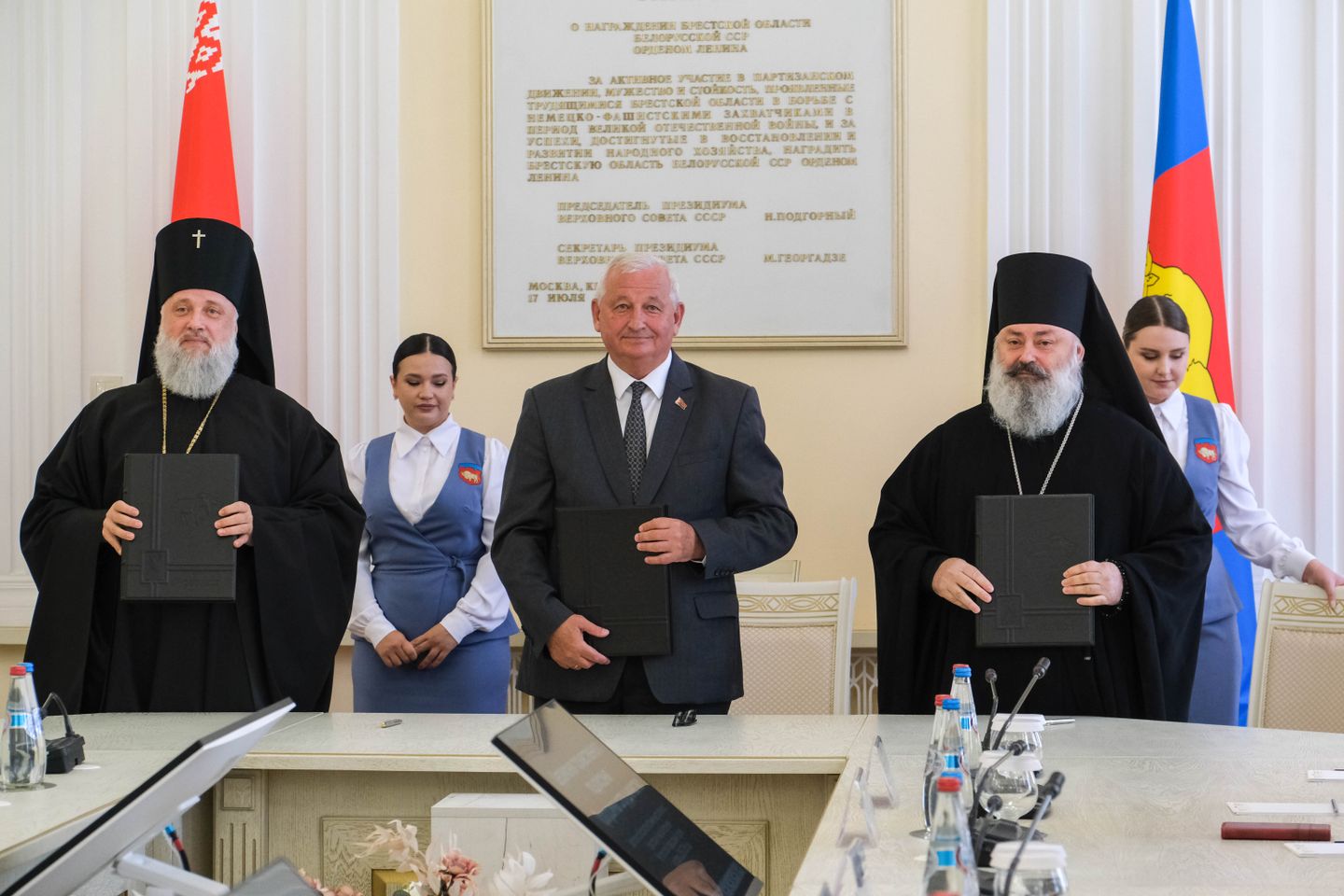 Подписание программы с облисполкомом