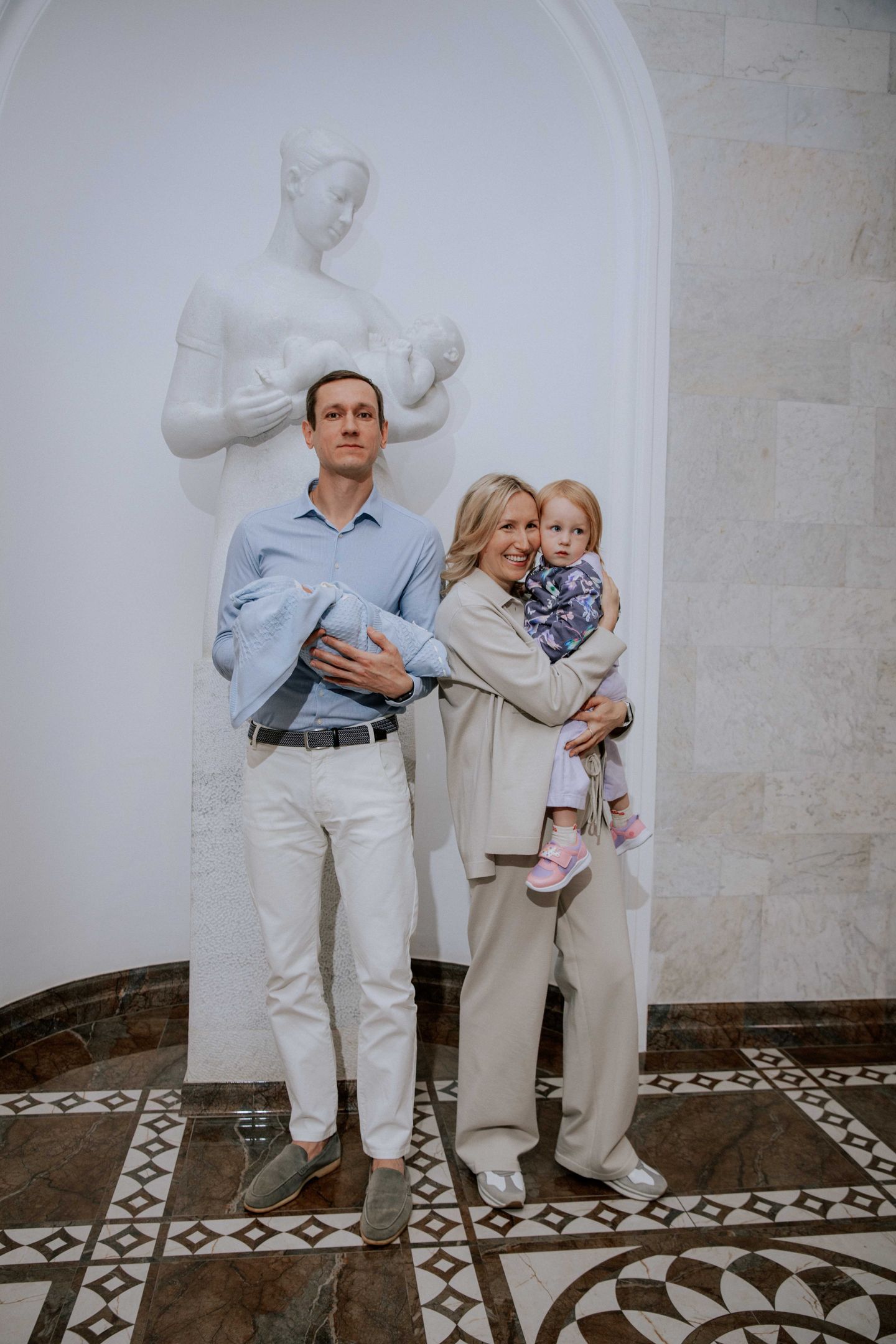 Пополнение в семье Леночки и Серёжи