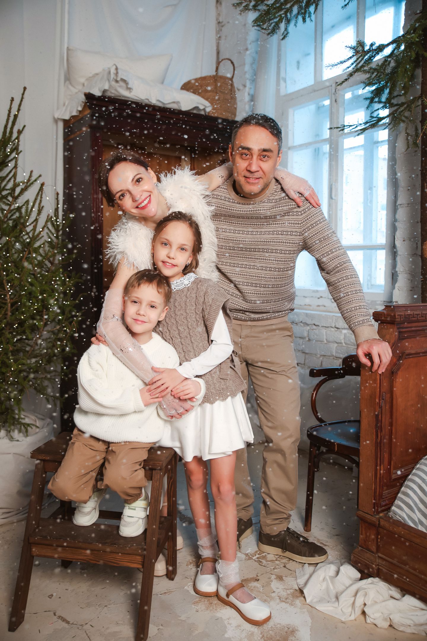 NY Sveta Family